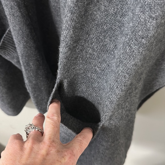 Nordstrom Gray Cashmere Open Poncho/Cardigan Sweater One Size - Picture 8 of 13
